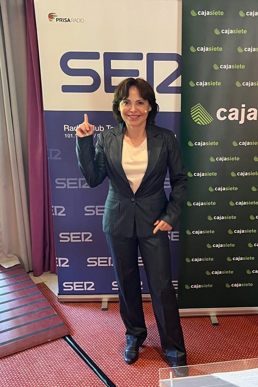 Cómo hablar en público. Ada Morales